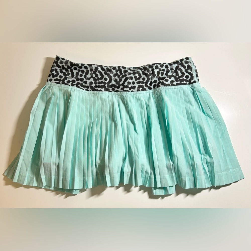 Gently Used Lululemon Pleat To Street Skirt II Tranquil Blue/Ace Spot Black Sz 4